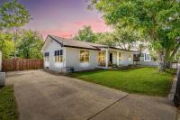 NEW Howdy House, Walk to TSU, Gameroom & Yard - Ferienwohnung Stephenville