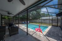 Private Pool with Main and Guest House and Sauna - Ferienwohnung Tampa