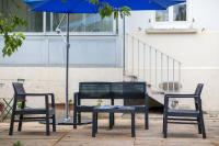 Le Grand Coquet chez Maguy avec 2 terrasses, jeux, barbecue et jardin - Chambres d'hôtes Besançon