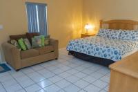 BBQ ok Ground Floor Duplex 1-2 block to Beach - Bed and Breakfast South Padre Island