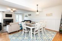 Latitude Adjustment - Bed and Breakfast Virginia Beach