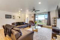 Water Views and Hot Tub Kims Kastle in Stanwood! - B&B Stanwood