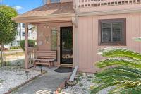 3 min walk to beach, 2 person hot tub, 1 mile drive to airport - B&B Myrtle Beach