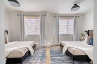 Studio Bliss Dual-Queen Stay in Vibrant Alberta - Chambres d'hôtes Portland
