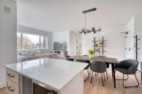 Stay Portland - The Cascadia Retreat - Luxury Home - 90 WalkScore - B&B Portland