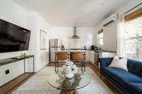 Stay Portland - The Câlin Suite - Posh Local Boutiques & Eateries - Chambres d’hôtes Portland