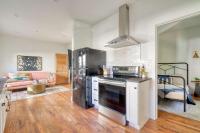 Stay Portland - The Trésor Suite- Cold Brew & Craft Beers - Chambres d'hôtes Portland