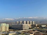 The mountain view apartment for 8 person in Almaty - B&B Almaty