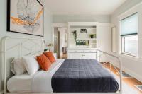 Stay Portland - PDX Art Deco Lounge - Local Eateries, Bars & Shops - Bed and Breakfast Portland