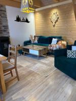 Domek u Hanci z jacuzzi - B&B Ząb