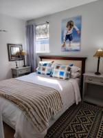 Three-Bedroom Apartment with Sea View