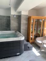 City panzió - Bed and Breakfast Balatonlelle