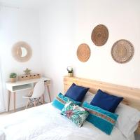 Single Room with Share Bathroom - Female Only 