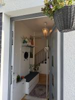 Cozy Modern Apartment near Berlin with Free Parking & Fast WiFi - Chambres d’hôtes Vogelsdorf