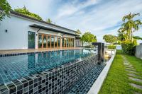 Exclusive! 3-Bedroom Pool Villa with Bay View-Nariya V8 - Chambres d’hôtes Ban Chalong
