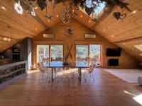 Splendide appartement style chalet classé 4 étoiles, terrasse face à la montagne - B&B La Bresse