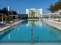 Luxury View-Walk to beach! - Bed and Breakfast Miami Beach