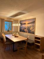 Appartamento con 2 Camere da Letto e Balcone