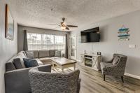 Explore Boardwalk Thrills! Central Destin Condo - B&B Destin