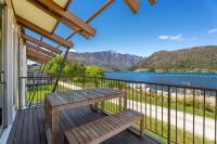 Beautiful Lakefront 2 Bedroom Marina Apartment 203 - Bed and Breakfast Queenstown