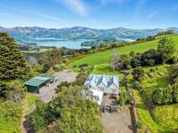 Toad Hall - Akaroa Holiday Home - Bed and Breakfast Akaroa