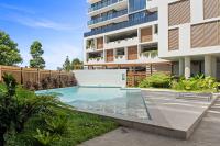 The Corso - Sophisticated Living with Waterway Views - Chambres d’hôtes Maroochydore