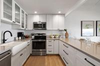 Maalaea Surf A6 · MAS A6 Remodeled Beachfront 2BD w Year Round B - Bed and Breakfast Kīhei