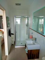 Chambre Double Deluxe - Vue Latérale sur Mer