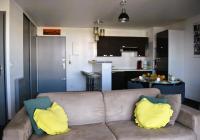 Grand studio avec ascenseur, parking et terrasse - B&B Sète