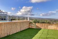 Theasis Serenity Residence, Panoramic Sea View Villa with Private Pool - Bed and Breakfast Sklavediákos