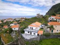 Solar do Pico Studio - B&B Ponta Delgada