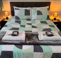 Studio mit Queensize-Bett