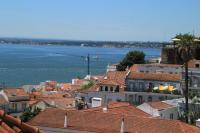 Ideal address with fantastic view Castel -Old Town-River - B&B Lisbona
