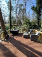 The Butterfly - Forest - Dog - Maastricht - B&B Lanaken