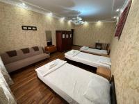 Camera Tripla con Bagno in Comune