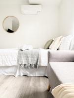 North Wollongong - Beach Style - Modern - Free Parking - Free Coffee Snacks - B&B Woonona