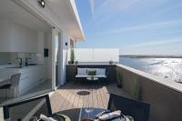 Downtown, 1br with a first row view over the sea - Chambres d'hôtes Faro