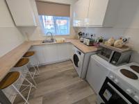 Bermuda Haven 124, Hemsby - Two storey, three bed chalet, sleeps 7, bed linen and towels included, onsite entertainment on a pet free site - B&B Great Yarmouth