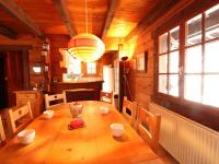 Chalet 4 chambres sur pistes débutants avec balcon et parking, à 350m des commerces - FR-1-572-196 - Chambres d'hôtes Arâches-la-Frasse