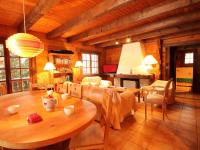 Chalet 4 chambres sur pistes débutants avec balcon et parking, à 350m des commerces - FR-1-572-196 - Chambres d'hôtes Arâches-la-Frasse