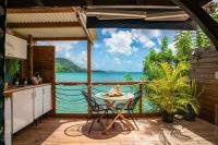 Studio Corail suspendu au dessus de la mer - B&B Sainte-Luce