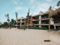 BT Homes - Tulum - Apartamentos modernos con elegancia y serenidad frente al mar - Chambres d'hôtes Tulum