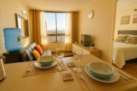 Moderno Departamento con hermosas vistas, piscina, estacionamiento, muy cerca del Metro Santa Isabel y Providencia - B&B Santiago