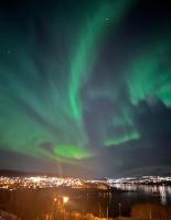 Wonderful Seaview Apartment - B&B Tromsø