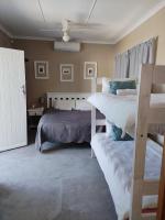 Uitzight - Pool unit - B&B Beaufort West