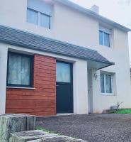 Maison de vacances avec terrasse couverte pour 6 près des plages et commodités - B&B Douarnenez