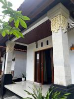 Besakih Bonny Homestay by Sidhi Hospitality Experiences - Chambres d'hôtes Pasek