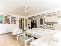 3 bedroom Mid-Wilshire Charmer near Downtown - Chambres d’hôtes Los Angeles