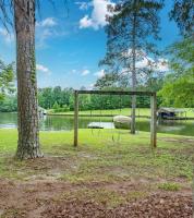 Hidden Gem - Lakefront Home with Private Boat Ramp - B&B Eatonton