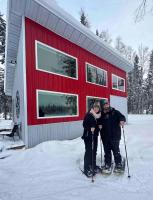 Experience Lakeside Cabin Living in North Pole, AK - Chambres d’hôtes North Pole